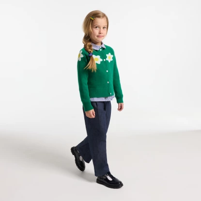 Dívčí džíny se širokými nohavicemi