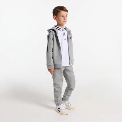 Sada chlapeckých tepláků